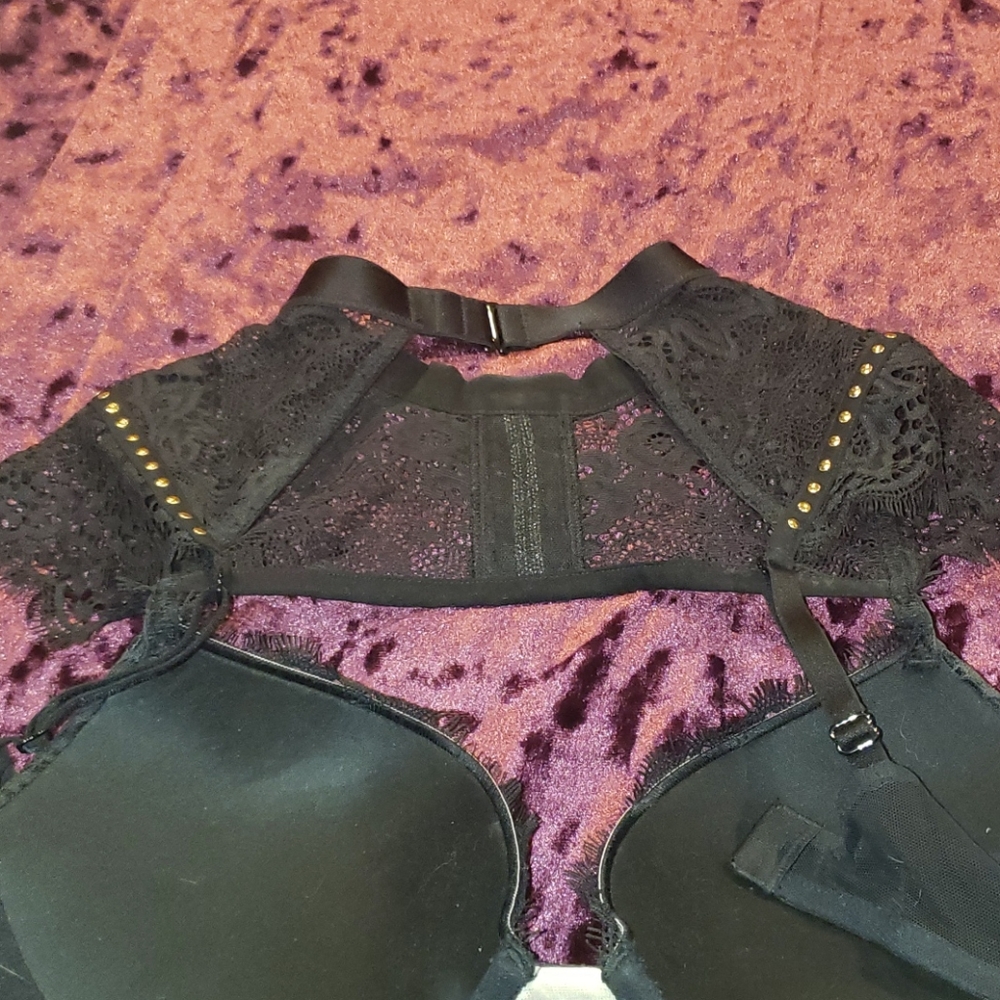 Bra - Picture 2 of 2